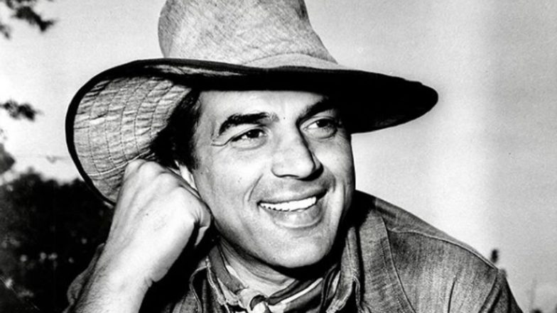 Dharmendra Birthday Special: 10 Evergreen Movies Of This Prolific Actor That Prove He Is Also Naram Dharam