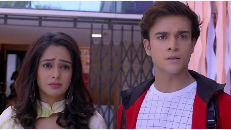 Kumkum Bhagya December 13, 2019 Written Update Full Episode: Ranbir Comes to Save Prachi but Gets into Trouble Himself