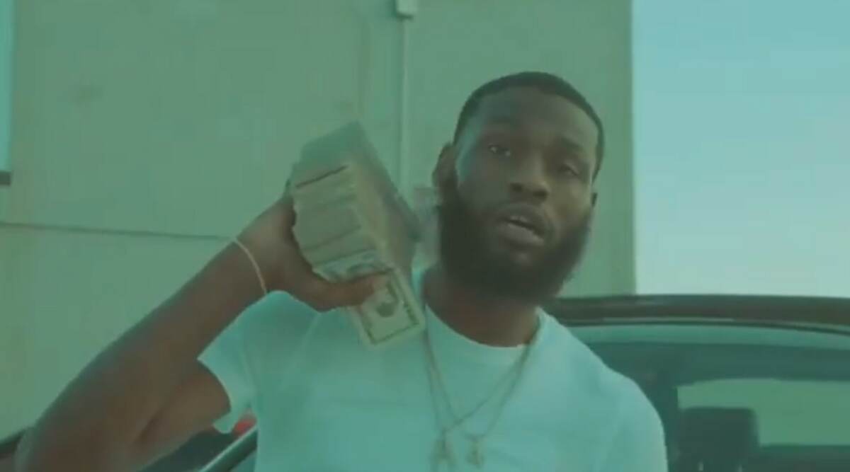 North Carolina Man Allegedly Steals $88K From Bank, Gets Arrested After Flaunting Cash on Instagram (Watch Video) North Carolina Man Allegedly Steals $88K From Bank, Gets Arrested After Flaunting Cash on Instagram (Watch Video)