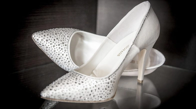 7 Smart Tips to Consider When Finding the Right Shoes for Your Wedding