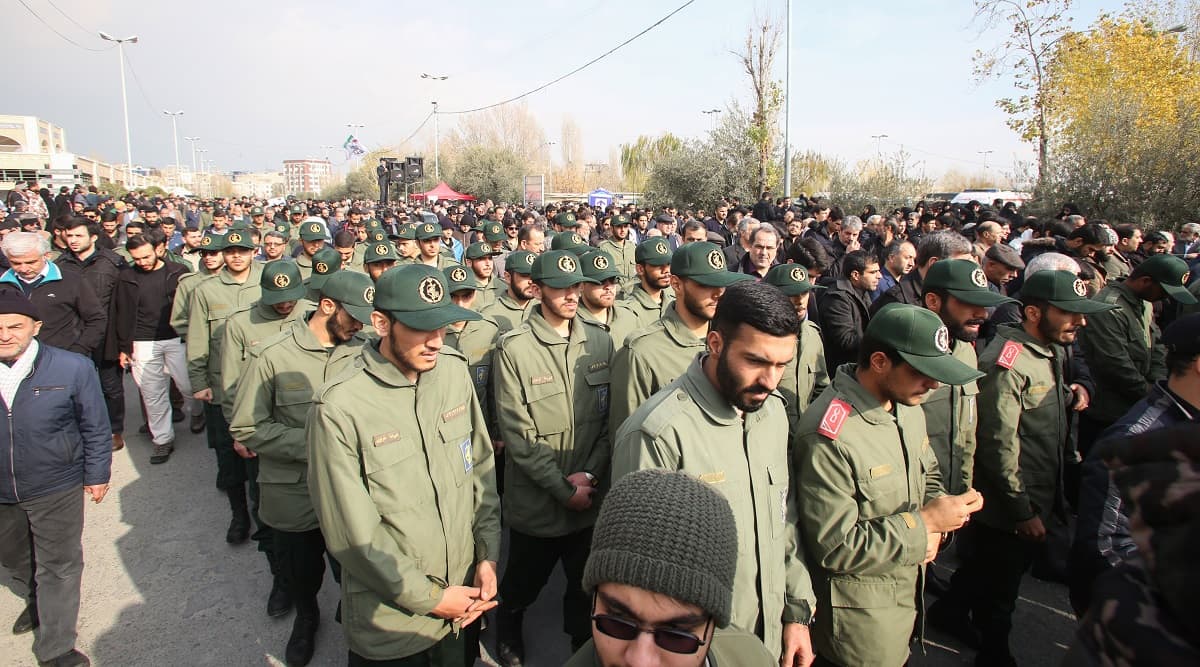 US Strikes on Iran: Tens of Thousands Rally in Tehran Against American ‘Crimes’, Chant ‘Death to America’ Holding Posters of Slain Commander Qasem Soleimani US Strikes on Iran: Tens of Thousands Rally in Tehran Against American ‘Crimes’, Chant ‘Death to America’ Holding Posters of Slain Commander Qasem Soleimani