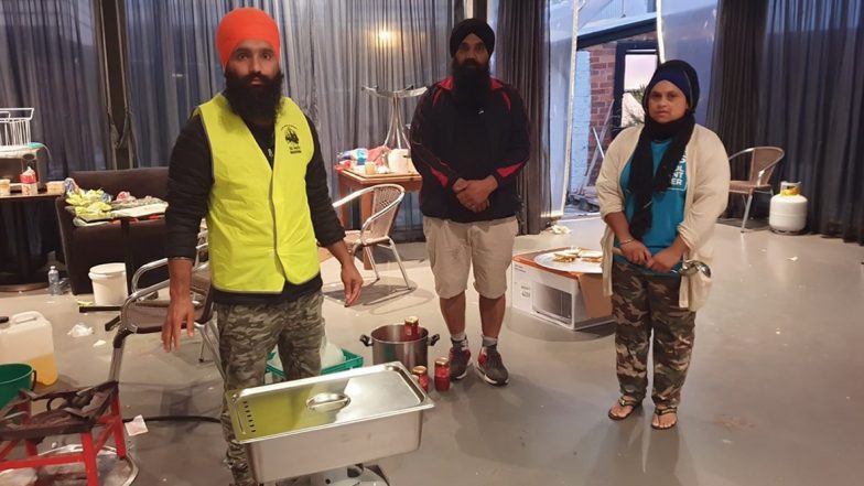 Bushfires in Australia: Sikh Volunteers Offer Free Meals to People Affected by Raging Fires, Say ‘It's Our Duty’