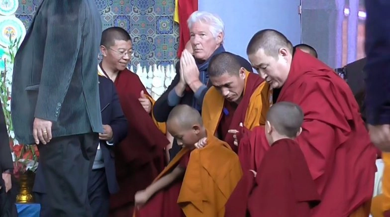 Veteran Hollywood Actor Richard Gere Attends Dalai Lama’s Session in Bodh Gaya, Bihar (View Pics)