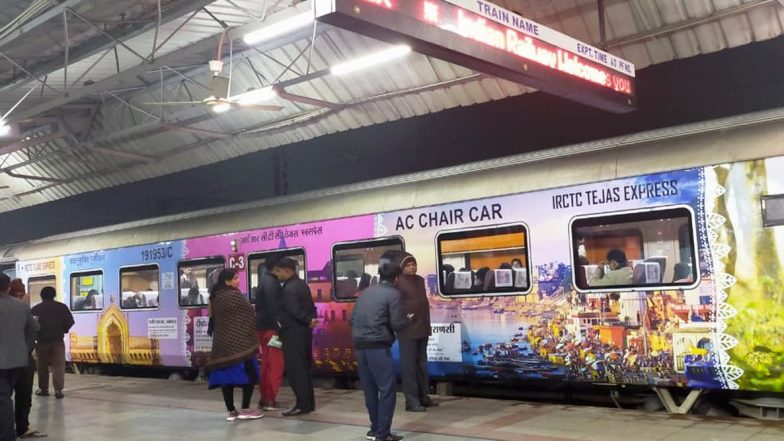 Lucknow-Delhi Tejas Express Promotes Uttar Pradesh Tourism Through Attractive Decal Work Done on Train, See Pics