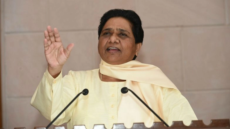 BSP President Mayawati Lashes Out at Samajwadi Party, Accuses It of Planting Stories in Media