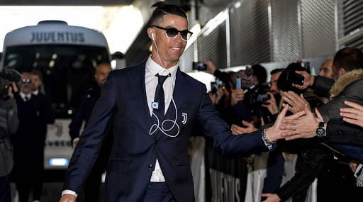 Cristiano Ronaldo Spotted Wearing an iPod Shuffle Ahead of Juventus’ Serie A 2019–20 Clash With Cagliari Cristiano Ronaldo Spotted Wearing an iPod Shuffle Ahead of Juventus’ Serie A 2019–20 Clash With Cagliari