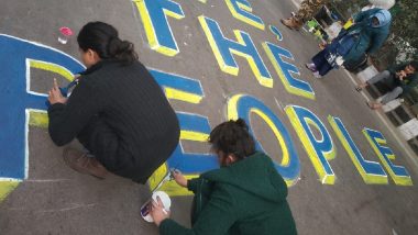 Jamia Millia Islamia Students Paint Road With Anti-CAA Graffiti, Start ‘School for Revolution’ (See Pics)