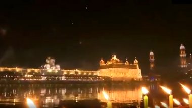 Guru Gobind Singh Ji 353rd Parkash Purab: Fireworks Take Place at Golden Temple in Amritsar (Watch Video)