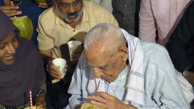 HS Doreswamy, 101-Year-Old Freedom Fighter, Participates in Satyagraha Against CAA-NRC at Bengaluru, Watch Video