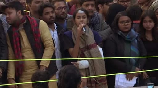 JNU Violence: 'Don't Forget Kashmir', Says JNUSU Chief Aishe Ghosh While Appealing Students to Raise Voice For Saving Constitution