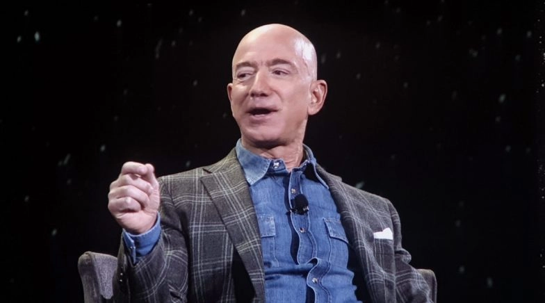 Jeff Bezos Buys New Apartment for $16 Million in New York