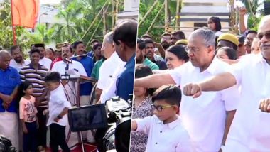 Kerala CM Pinarayi Vijayan Participates in Anti-CAA Human Chain on R-Day, Calls Centre's Move 'Threat to Secularism' of Nation