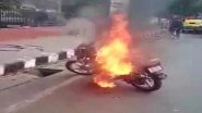 Delhi Man Sets Motorbike on Fire After Being Challaned for Riding Without Helmet by Traffic Police; Arrested
