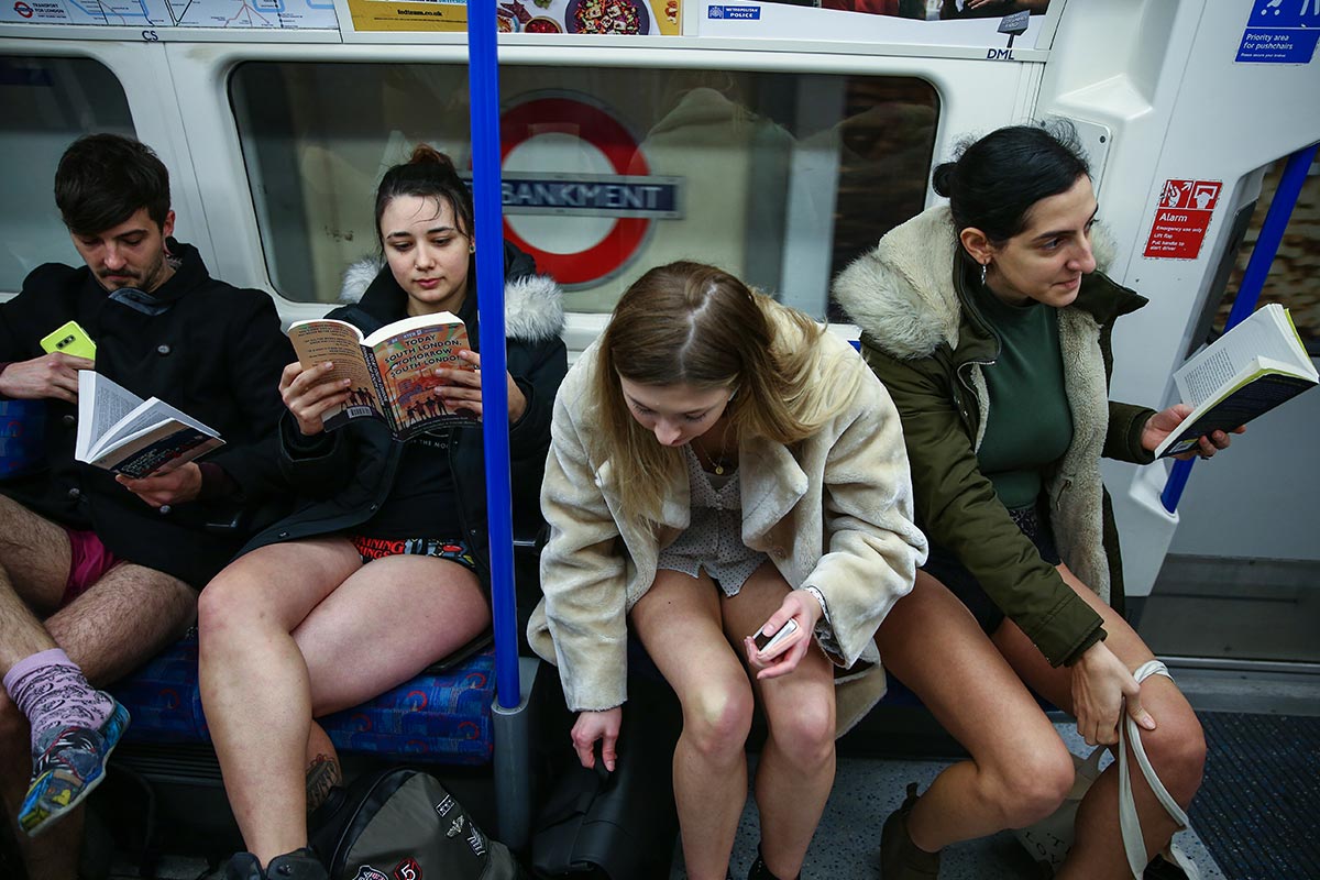 London No Trousers Tube Ride 2019: Commuters Strip Down Half-Naked