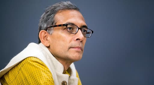 Union Budget 2020: Won't Endorse Fiscal Tightening, Says Abhijit Banerjee Amid Reports of Rs 3,000 Crore Cut in School Education Budget Union Budget 2020: Won't Endorse Fiscal Tightening, Says Abhijit Banerjee Amid Reports of Rs 3,000 Crore Cut in School Education Budget