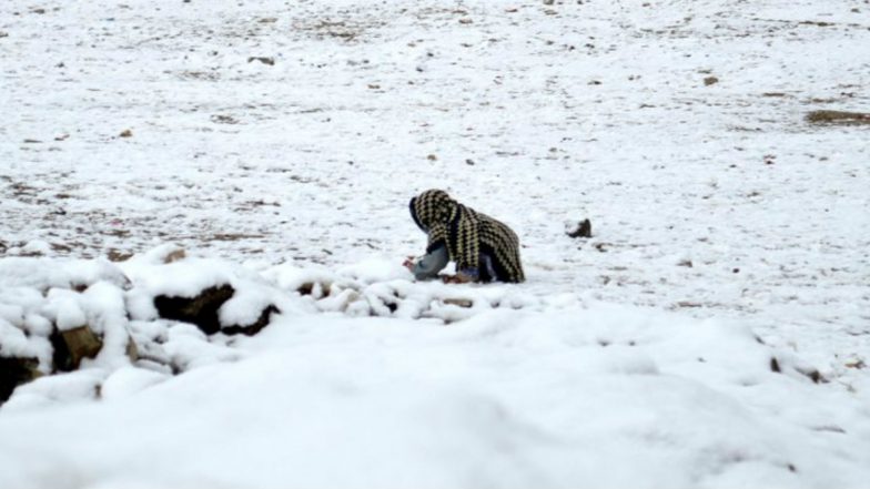 Heavy Snowfall, Rain and Flash Floods in Pakistan, Killed 30
