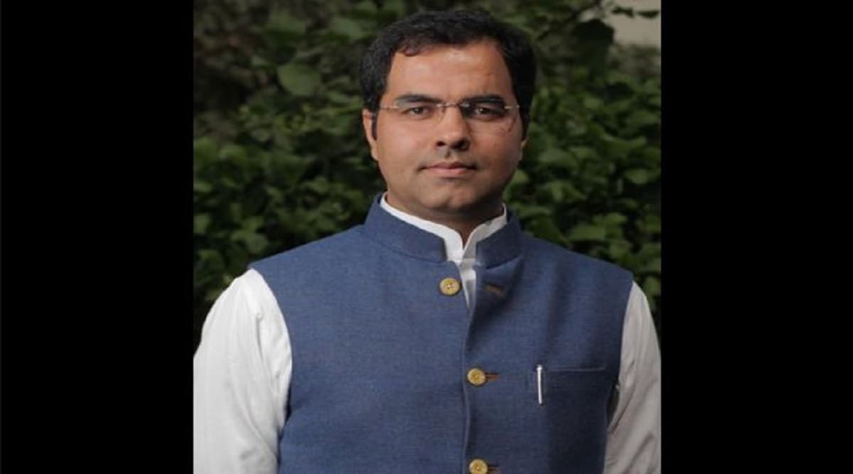 'Shaheen Bagh Protesters Will Rape Your Sisters, Daughters...Delhi Must Think and Decide', Says BJP MP Parvesh Verma; Watch Video 'Shaheen Bagh Protesters Will Rape Your Sisters, Daughters...Delhi Must Think and Decide', Says BJP MP Parvesh Verma; Watch Video