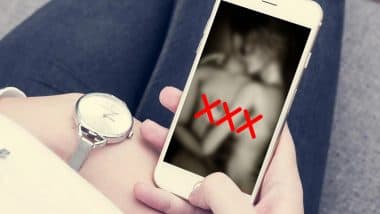 Xxx Indian Potn - India Ranks First in Watching Porn Videos on Smartphones, Leaves Behind US  in Watching Adult Entertainment, Reveals Pornhub | ðŸ›ï¸ LatestLY