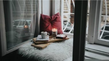 Winter Decor Tips: From Colours to Lighting, Here’s How You Can Give Your Home a Complete Winter Revamp