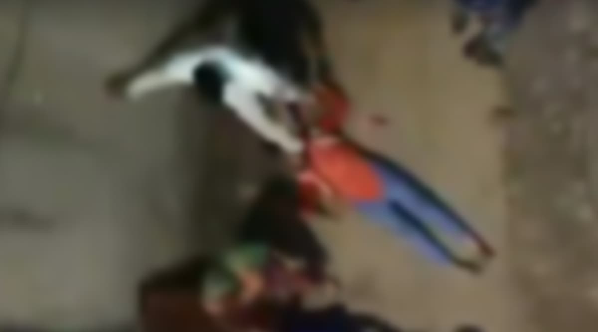 UP Shocker: Woman Beaten To Death By Daughter's Alleged Molesters in Kanpur, Priyanka Gandhi Slams Yogi Adityanath UP Shocker: Woman Beaten To Death By Daughter's Alleged Molesters in Kanpur, Priyanka Gandhi Slams Yogi Adityanath