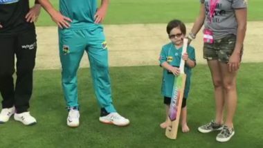 BBL 2019–20: 5-Year-Old Boy Suffering From Brain Cancer Flips Bat During Brisbane Heat vs Hobart Hurricanes Clash (Watch Video)