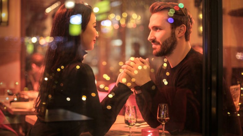 Valentine’s Day 2020 Gifts for Her: Romantic Gift Ideas to Woo Your Girlfriend / Wife on This Special Day of Love