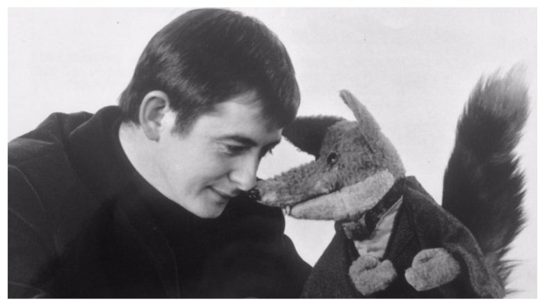 Derek Fowlds Passes Away: Yes Minister and Heartbeat Actor Dies of Pneumonia at 82
