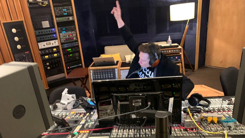 Elon Musk Drops ‘Don’t Doubt Ur Vibe’ Electronic Song on SoundCloud and It’s an Earworm Already!