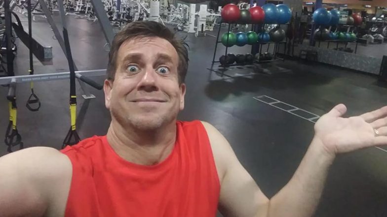Utah Man Gets Locked Inside 24-Hour Fitness Gym After Evening Workout, Clicks Hilarious Selfies Asking for Help (View Pics)