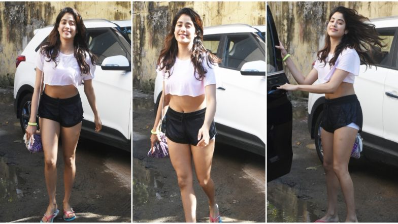 No Makeup No Worry! Janhvi Kapoor Shows how a Pair of Running Shorts and a Crop top can Help You Look Amazing (View Pics)