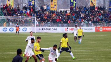 I-League 2019-20: Fans Cheer for Real Kashmir FC Braving the Cold Weather in Srinagar, Watch Video