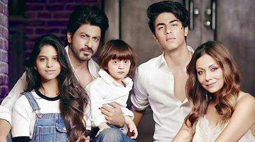 Shah Rukh Khan: I Wrote In My Daughter's School Form That We Are Indian, There Is No Religion (Watch Video)
