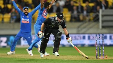 Virat Kohli, Shardul Thakur Combine to Run Out Colin Munro, Watch Video of Relay Throw During IND vs NZ 4th T20I