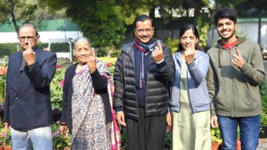 Delhi Assembly Elections 2020: Arvind Kejriwal Casts Vote with Family Members in Civil Lines