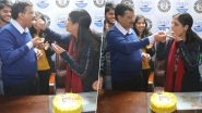 Arvind Kejriwal Cuts Cake With Wife Sunita, Celebrates Her Birthday and Party&rsquo;s Victory in Delhi Assembly Elections 2020; See Pics