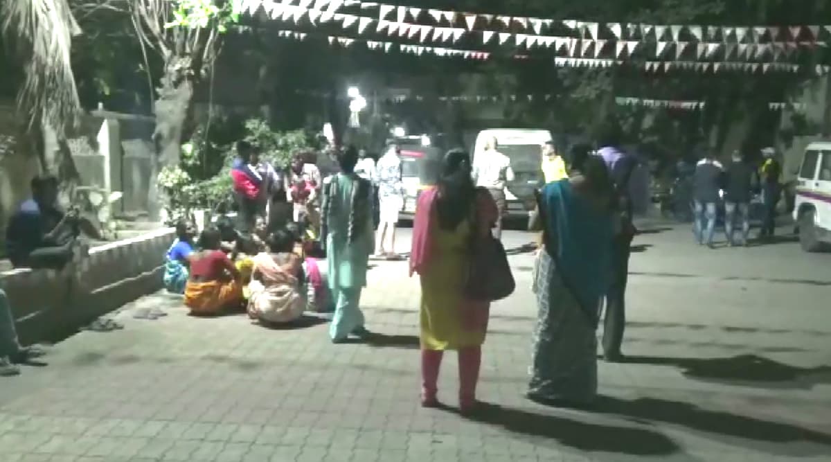 Thane Shocker: Dog Owner in Dombivli Dies of Heart Attack After Being Thrashed by Local Woman and Her Relatives Over Constant Barking by Her Dog Thane Shocker: Dog Owner in Dombivli Dies of Heart Attack After Being Thrashed by Local Woman and Her Relatives Over Constant Barking by Her Dog