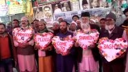 Shaheen Bagh Protesters Hold Heart-Shaped Cutouts on Valentine&rsquo;s Day Inviting PM Narendra Modi to Celebrate the Day With Them; See Pics and Video