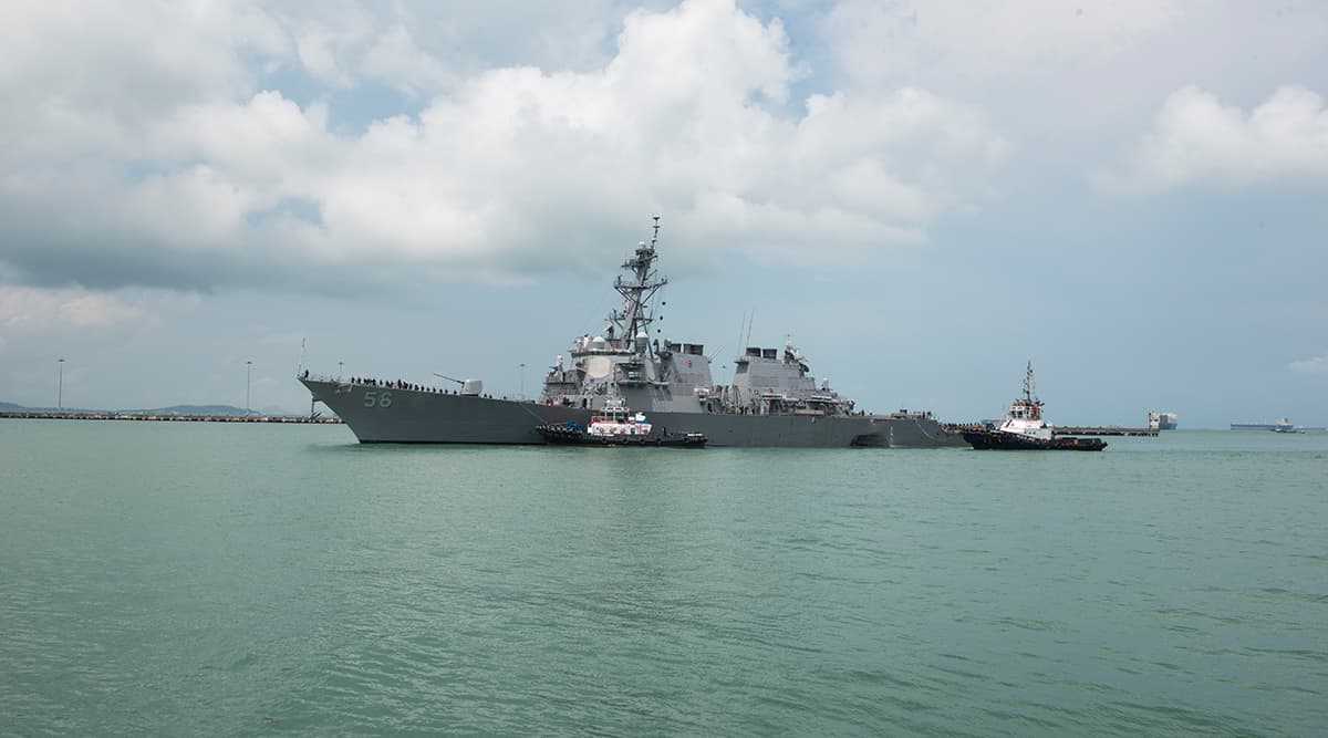 Gujarat: Suspected Material Recovered From Karachi Bound Cargo Ship Days Ahead of Donald Trump's Visit Gujarat: Suspected Material Recovered From Karachi Bound Cargo Ship Days Ahead of Donald Trump's Visit