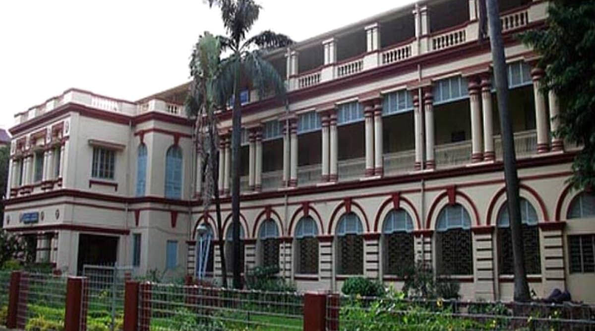 'Leave India' Notice Served to Polish Student of Jadavpur University After He Joined Anti-CAA Protests 'Leave India' Notice Served to Polish Student of Jadavpur University After He Joined Anti-CAA Protests