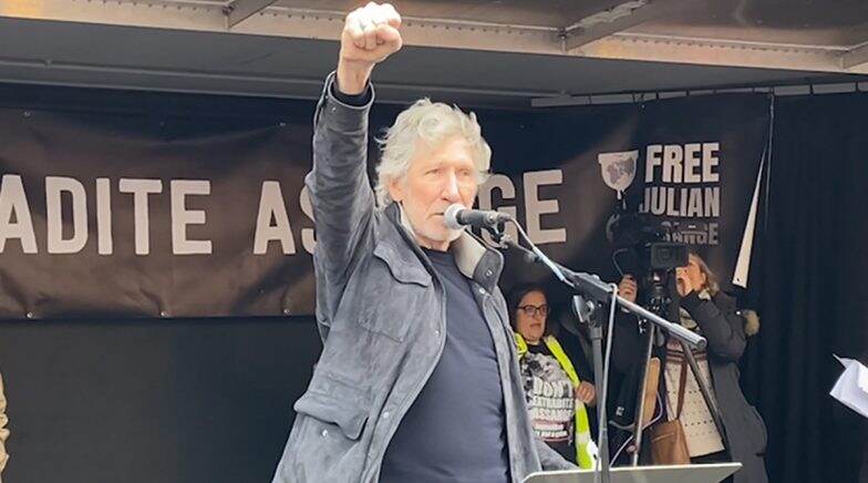 Pink Floyd’s Roger Waters Calls CAA ‘Fascist and Racist Citizenship Law’ (Watch Video)