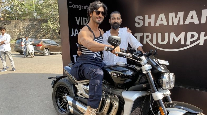 Vidyut Jammwal Gets a Triumph Motorbike as a Gift from His Manager Abbas Sayyed