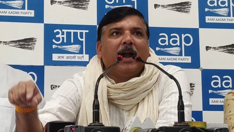 Delhi Assembly Elections 2020: AAP Leader Sanjay Singh Alleges Unauthorised Movement of EVMs, Asks Party Workers to Keep Vigil on Strong Rooms