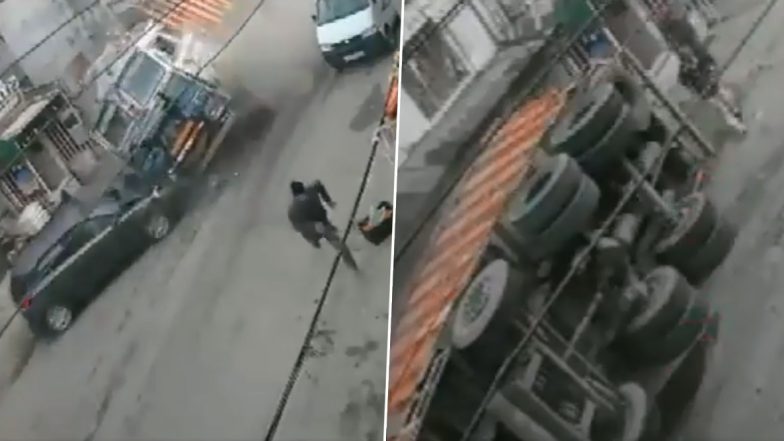 J&K: Speeding Truck Rams Into Car on Jammu-Pathankot National Highway in Samba, Watch Horrific Video