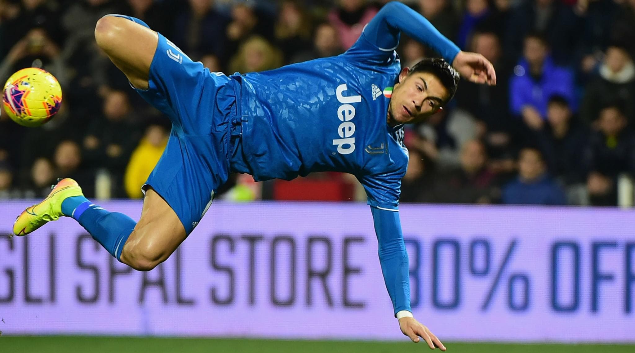 SPAL 1-2 Juventus, Serie A 2019-20: Cristiano Ronaldo Scores For 11th Consecutive Game As Bianconeri's Go Four Points Clear At the Top SPAL 1-2 Juventus, Serie A 2019-20: Cristiano Ronaldo Scores For 11th Consecutive Game As Bianconeri's Go Four Points Clear At the Top