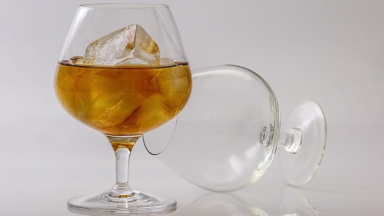 Is Today a Dry Day? Alcohol Will be Served in Pubs and Bars in Mumbai and Delhi on Mahashivratri; Liquor Shops Will Remain Closed