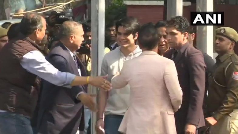 Priyanka Gandhi’s Son Raihan Rajiv Vadra, a First-Time Voter, Wants Subsidised Public Transport Fares for Students