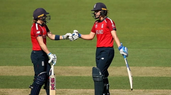 ICC Women’s T20 World Cup 2020: Nat Scriver, Spinners Power England to Semifinals With Win Over West Indies