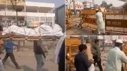 Shaheen Bagh Protesters Remove Police Barricade to Allow Hindu Funeral Procession Pass; Watch Video