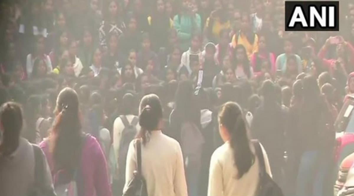 Gargi College Molestation: Students Hold Protest; Delhi Police Launches Probe Gargi College Molestation: Students Hold Protest; Delhi Police Launches Probe