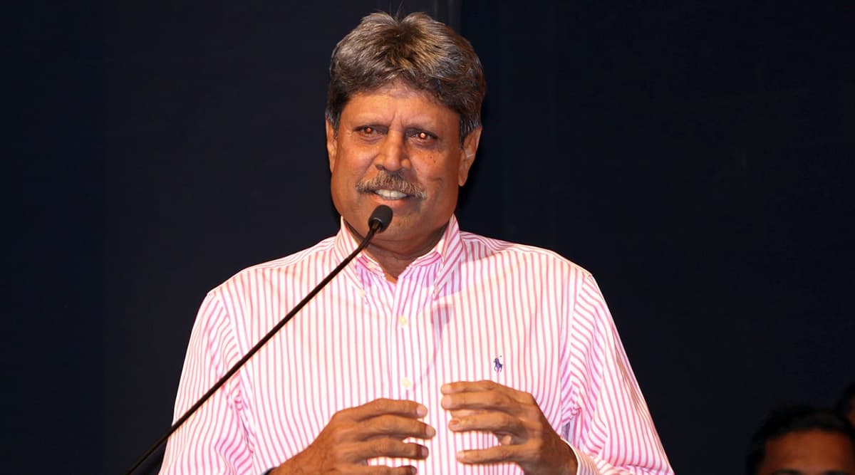 Kapil Dev Urges Countrymen to Stay Indoors During Lockdown, Says 'I Know We Will Win the Battle Against Coronavirus' Kapil Dev Urges Countrymen to Stay Indoors During Lockdown, Says 'I Know We Will Win the Battle Against Coronavirus'
